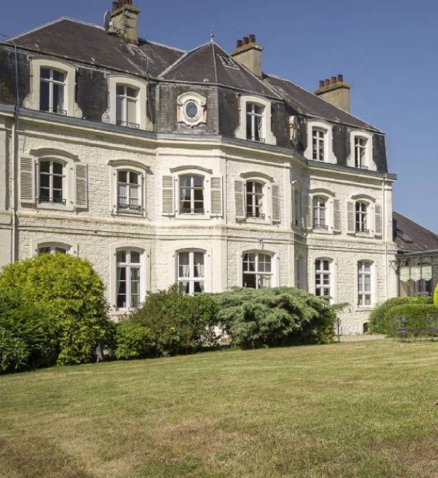 chateau-clery-najeti-chateau